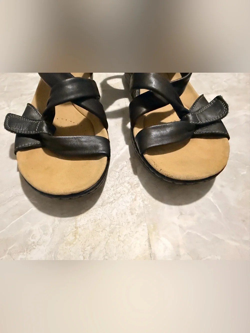 Clarks Black Leather Strappy Comfort Sandals for Women